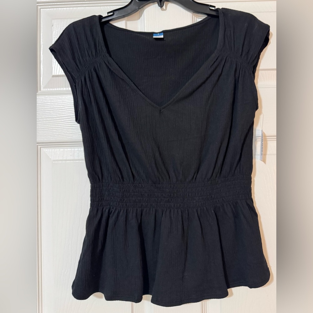 Old Navy Black V-Neck Blouse